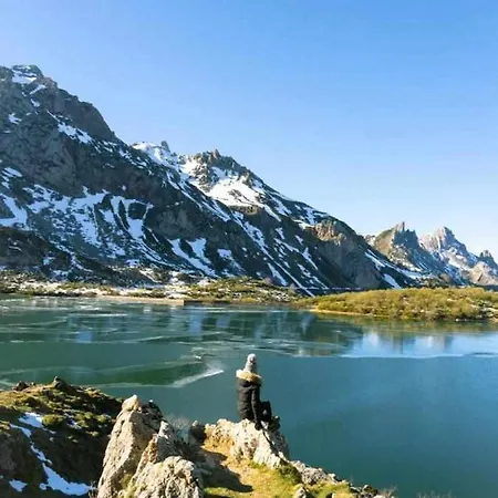 Апартаменты Rurales La Laguna Somiedo Valle de Lago